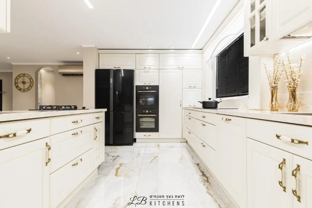 מטבח מעץ טבעי